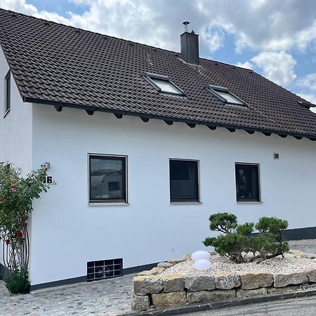 Apartment Am Stadtpark Neumarkt in der Oberpfalz Exteriör bild